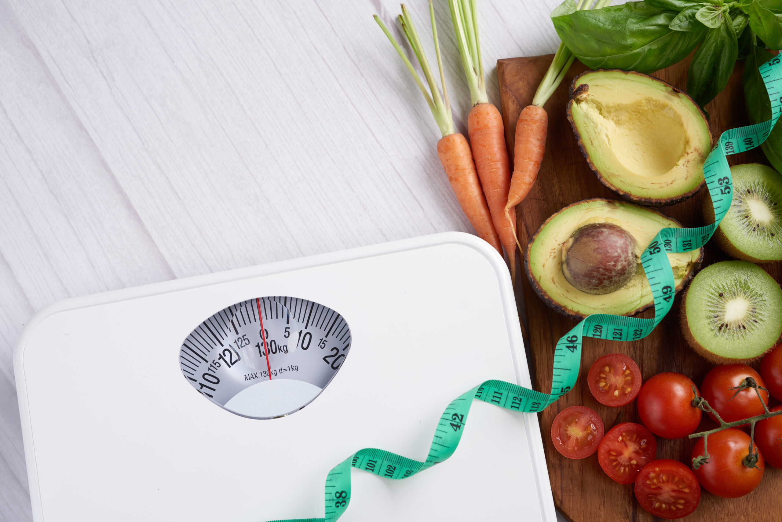 Control de peso y plan nutricional en Clínica Misael Madrid